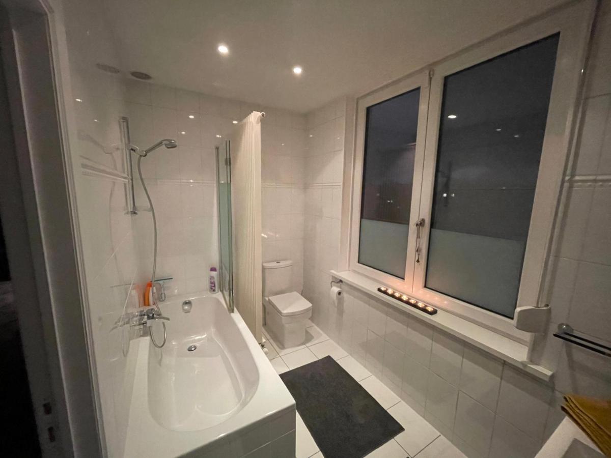 Modern 1Br House Near Heysel, Expo, Palais 12, Atomium, Uzvub Et Stade Roi Baudouin Apartment Wemmel Exterior photo